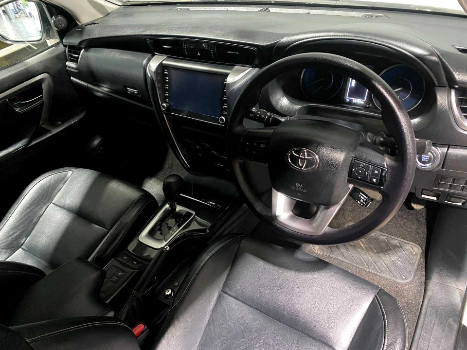 Photo 11 of 20