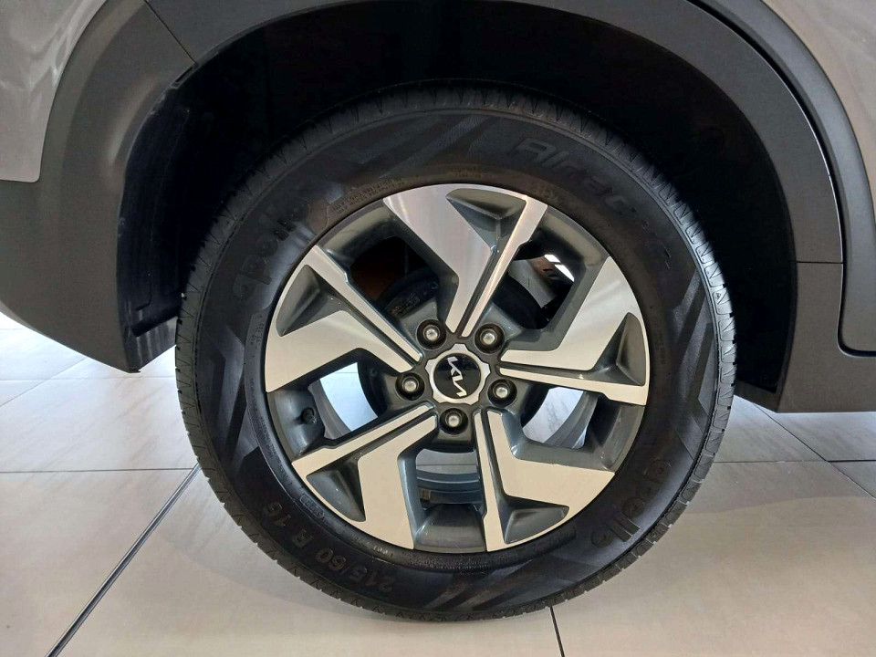 Photo 10 of 20