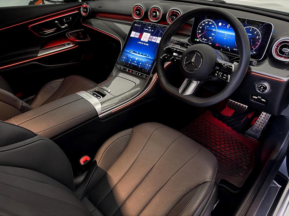 Photo 13 of 20