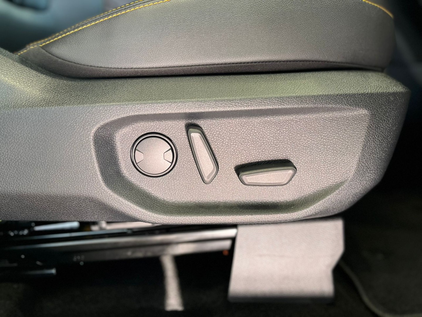 Photo 17 of 30