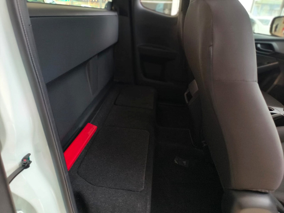 Photo 10 of 13