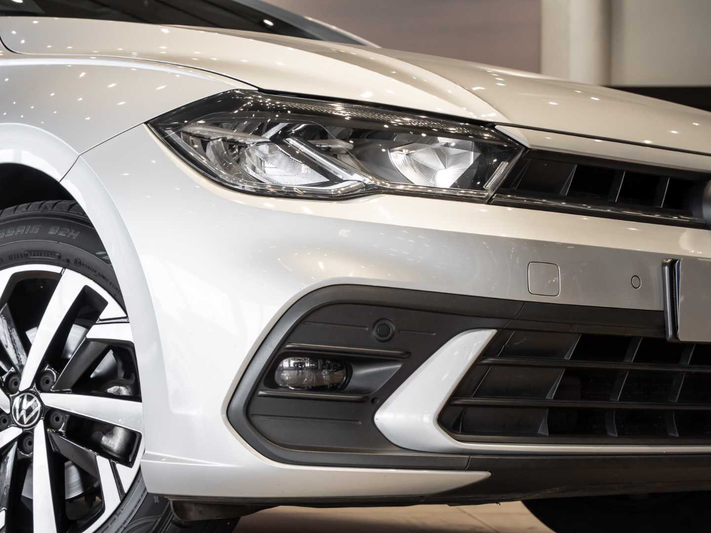 Photo 5 of 24