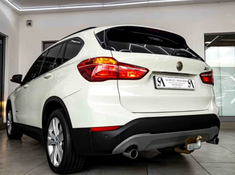 Photo 7 of 21