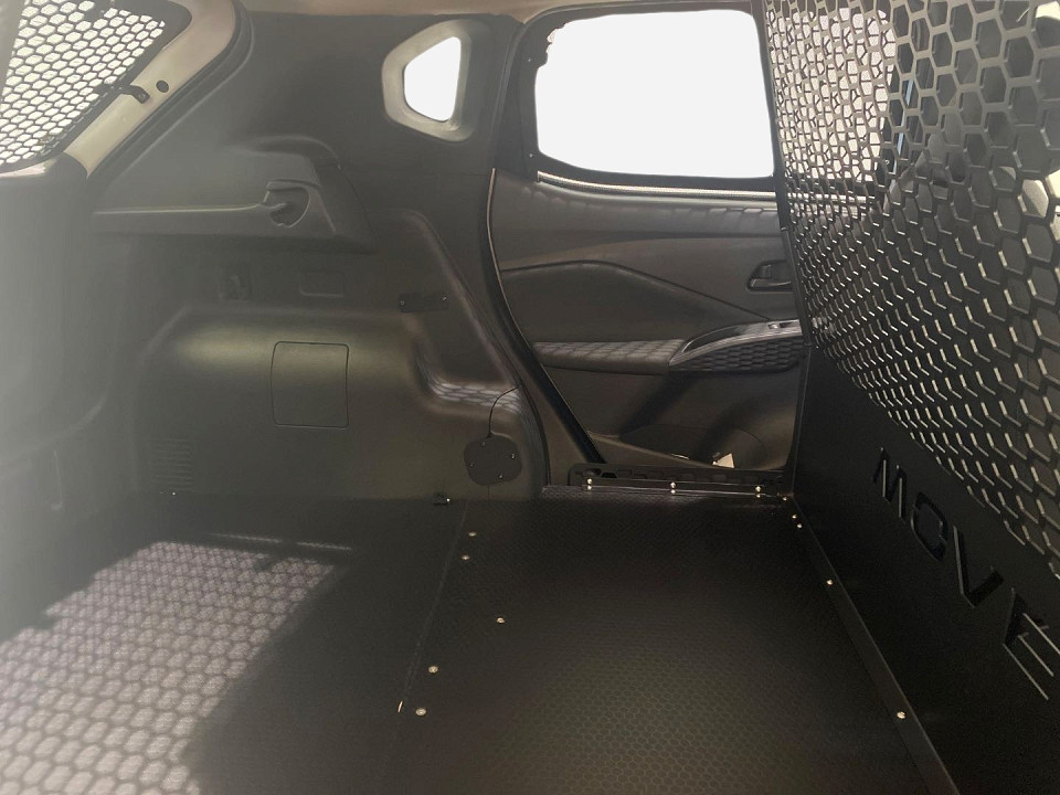 Photo 10 of 20