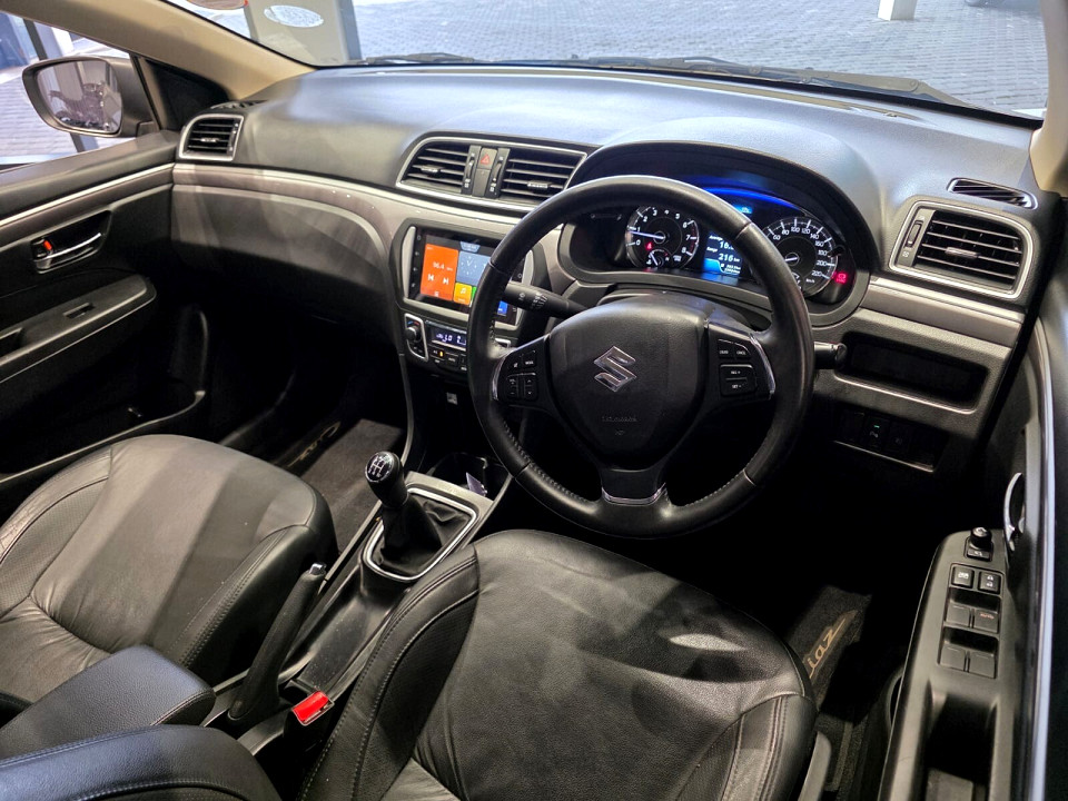 Photo 13 of 20