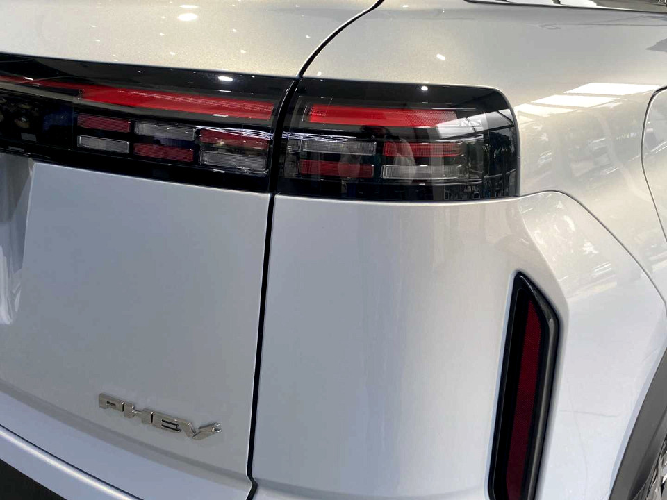 Photo 8 of 20