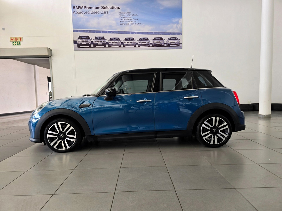 Photo 4 of 22