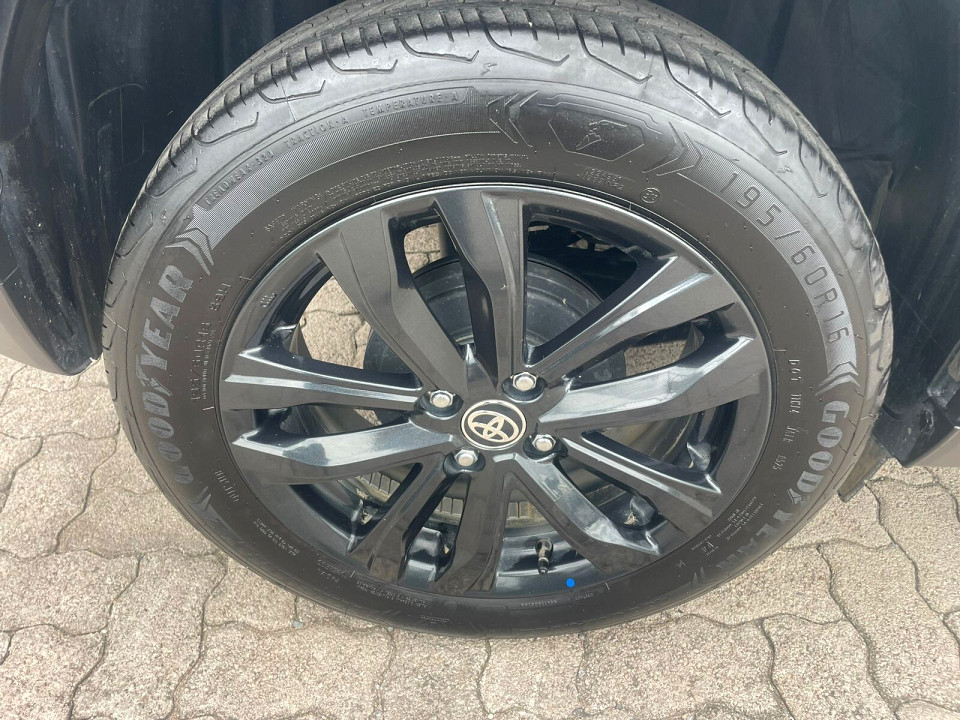 Photo 9 of 24