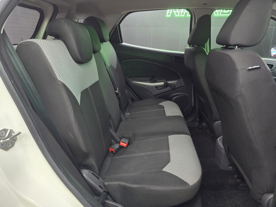 Photo 18 of 20