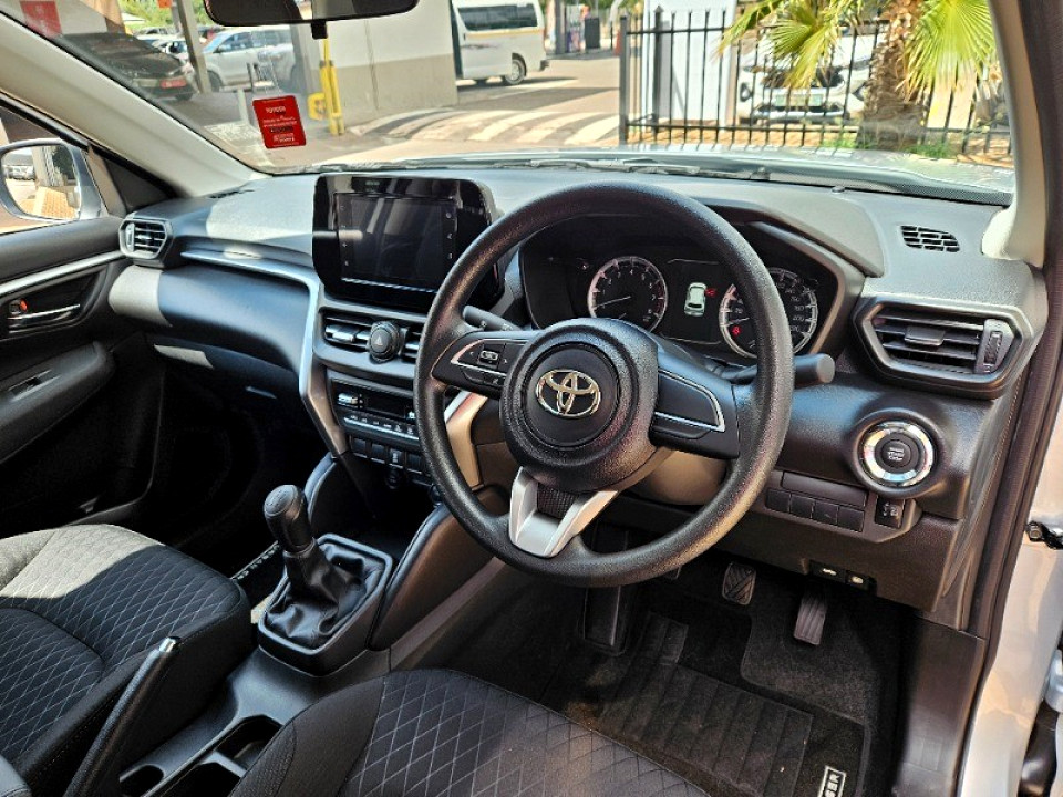 Photo 6 of 8