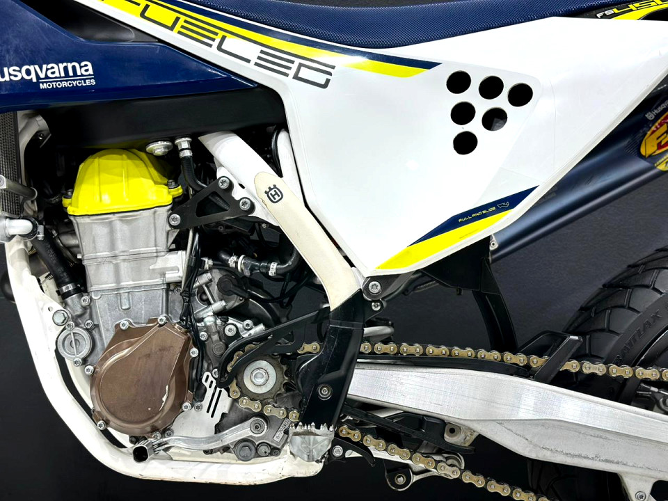 Photo 7 of 15