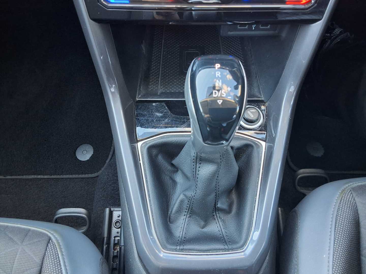 Photo 18 of 20