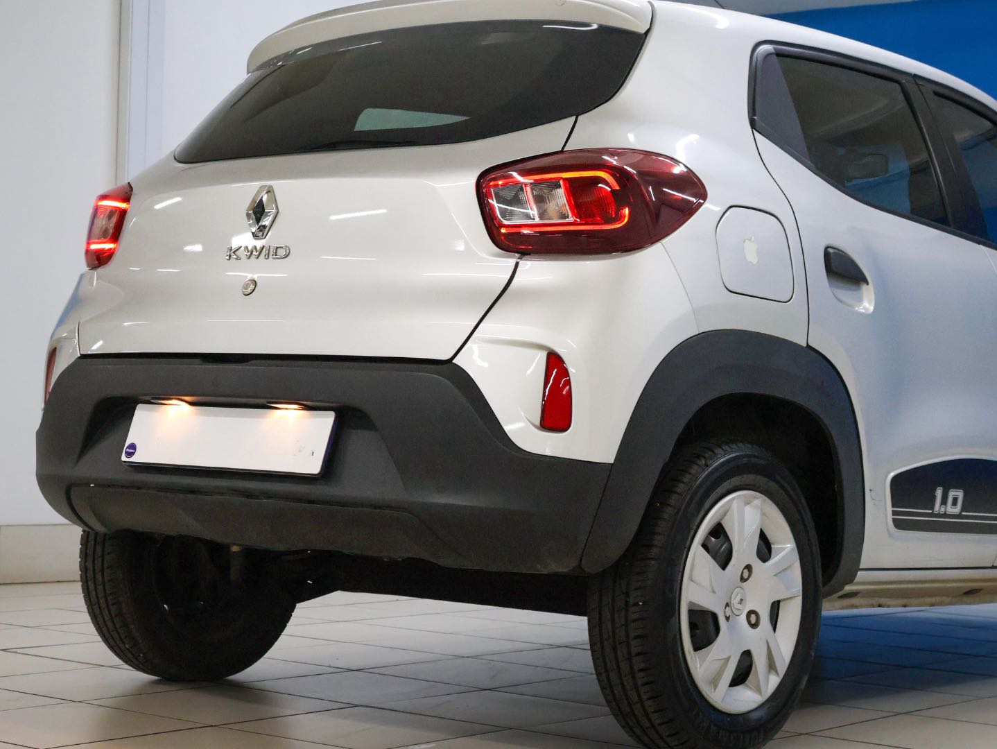 Photo 13 of 25