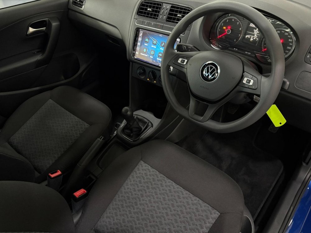Photo 3 of 14