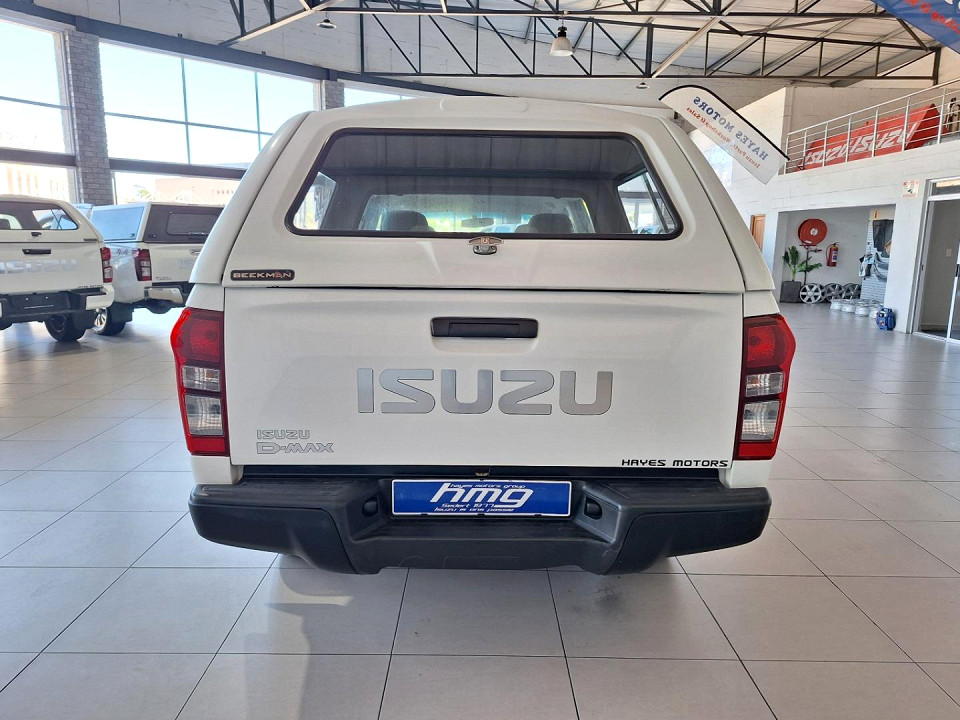 Photo 6 of 24