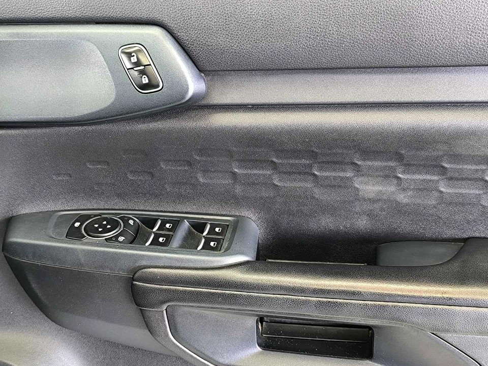 Photo 12 of 20