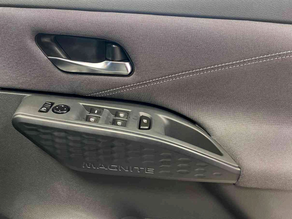 Photo 18 of 22
