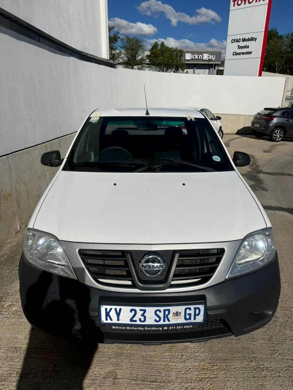 Photo 3 of 18