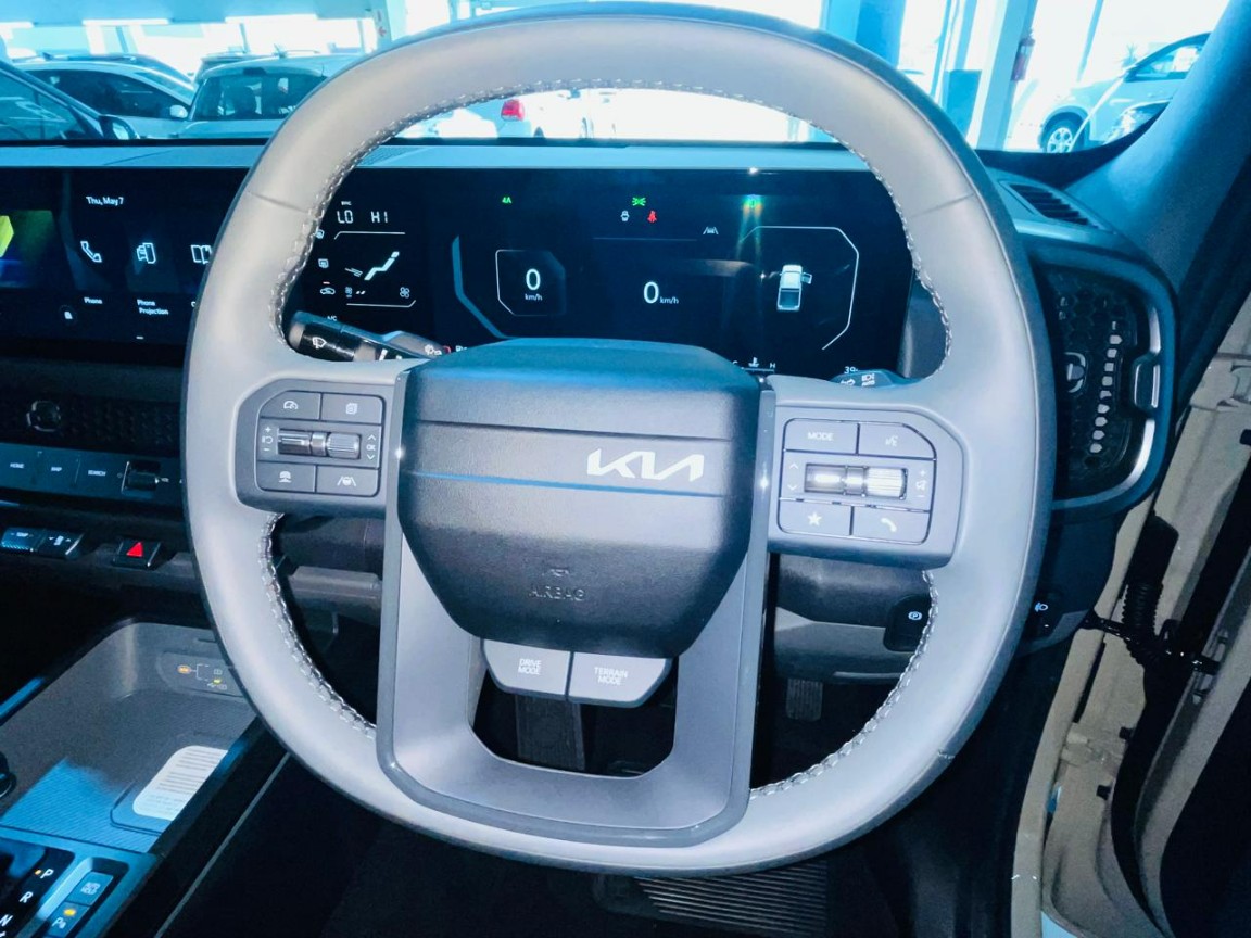 Photo 2 of 10