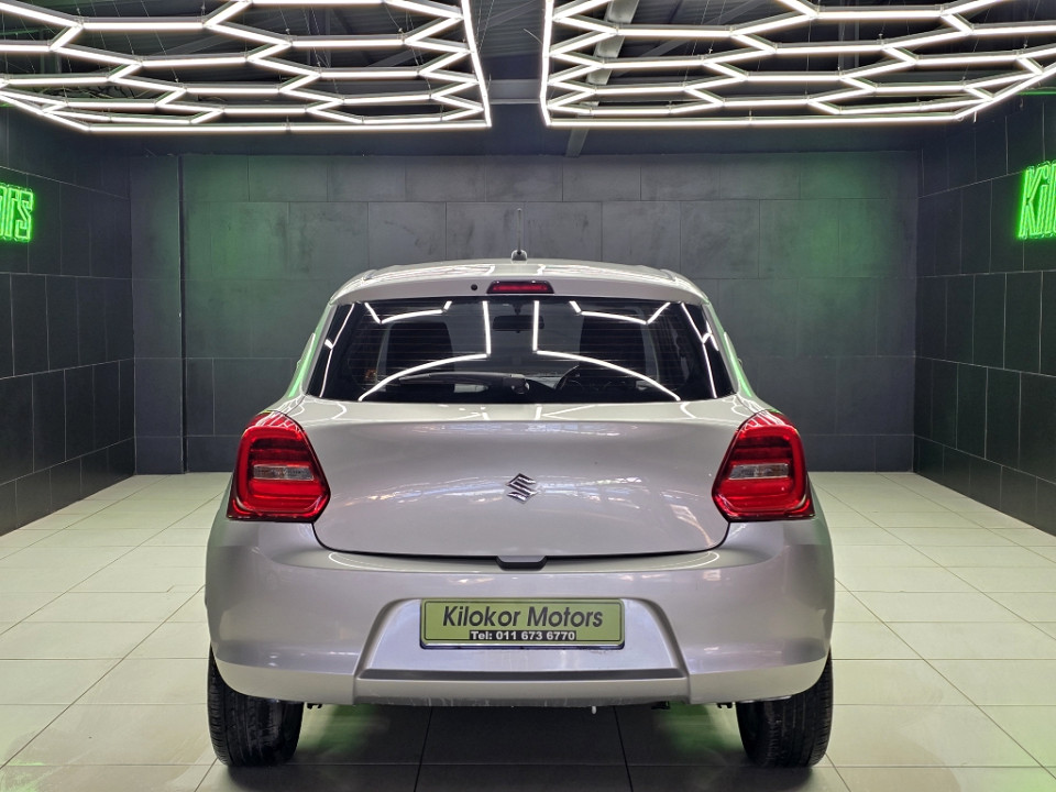 Photo 5 of 19