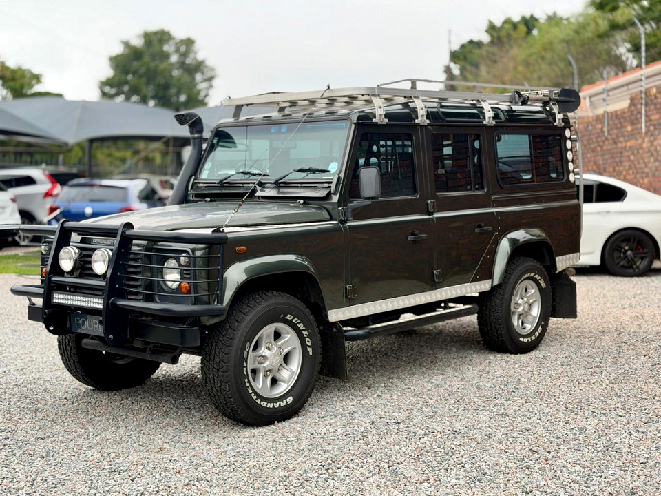 LAND ROVER DEFENDER 110 2.5 TD5 CSW