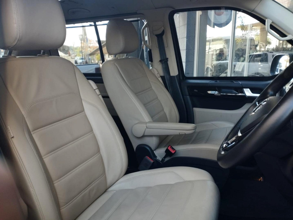 Photo 13 of 21