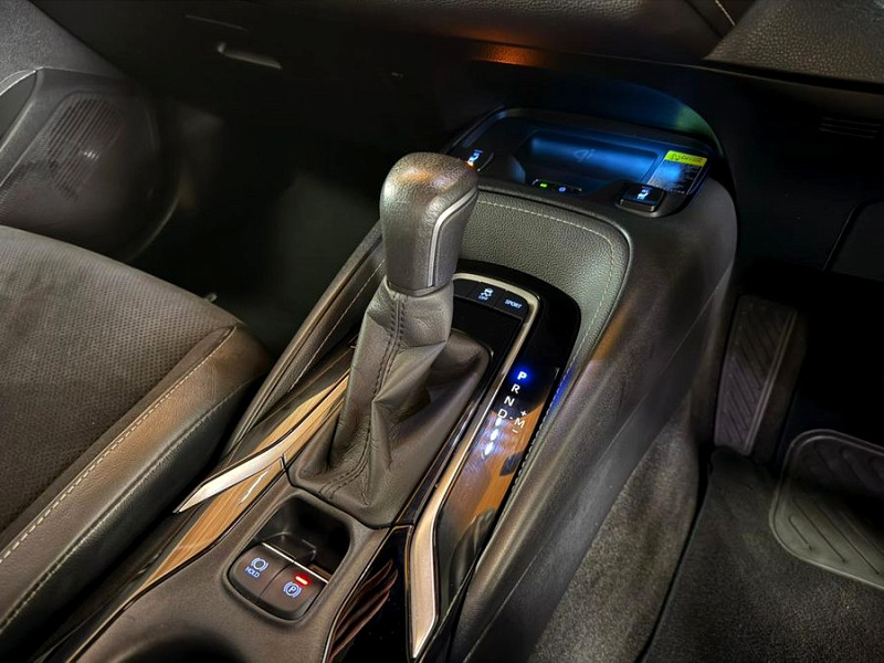 Photo 23 of 27