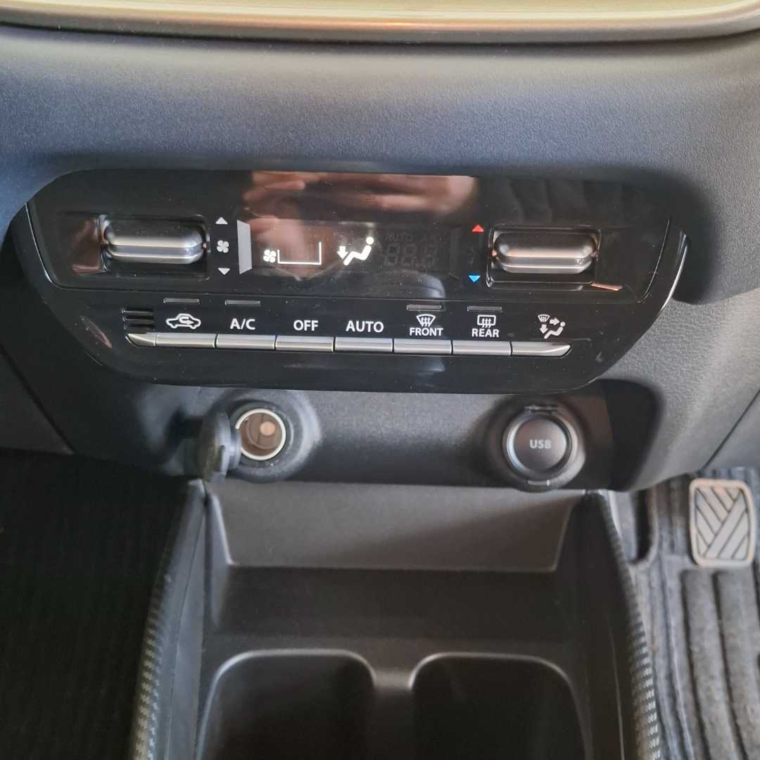 Photo 19 of 27