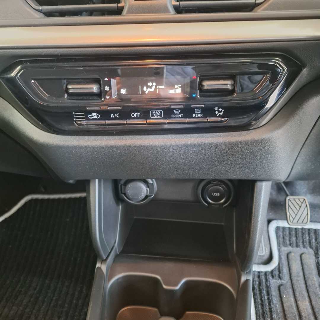 Photo 18 of 26