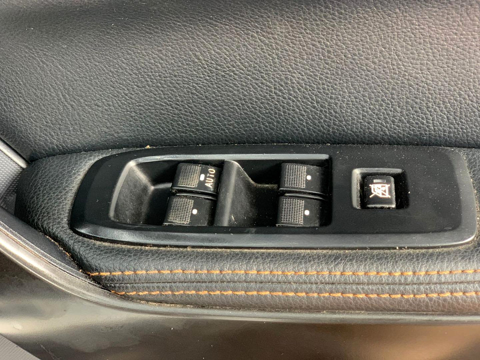Photo 14 of 20