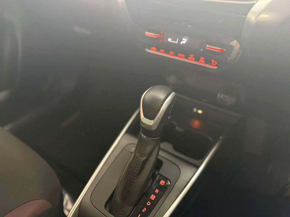 Photo 18 of 20
