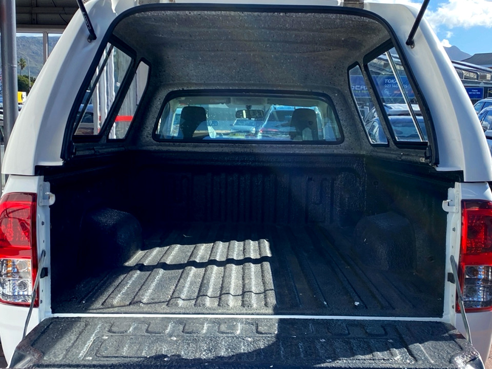 Photo 18 of 23