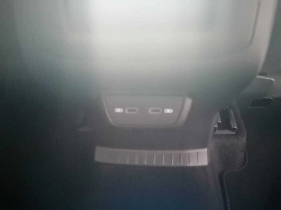 Photo 14 of 21