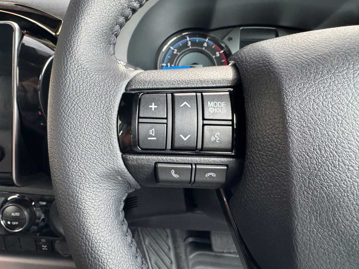 Photo 14 of 25