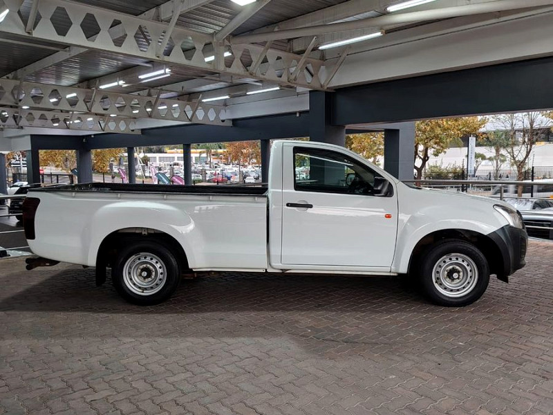 Photo 9 of 20