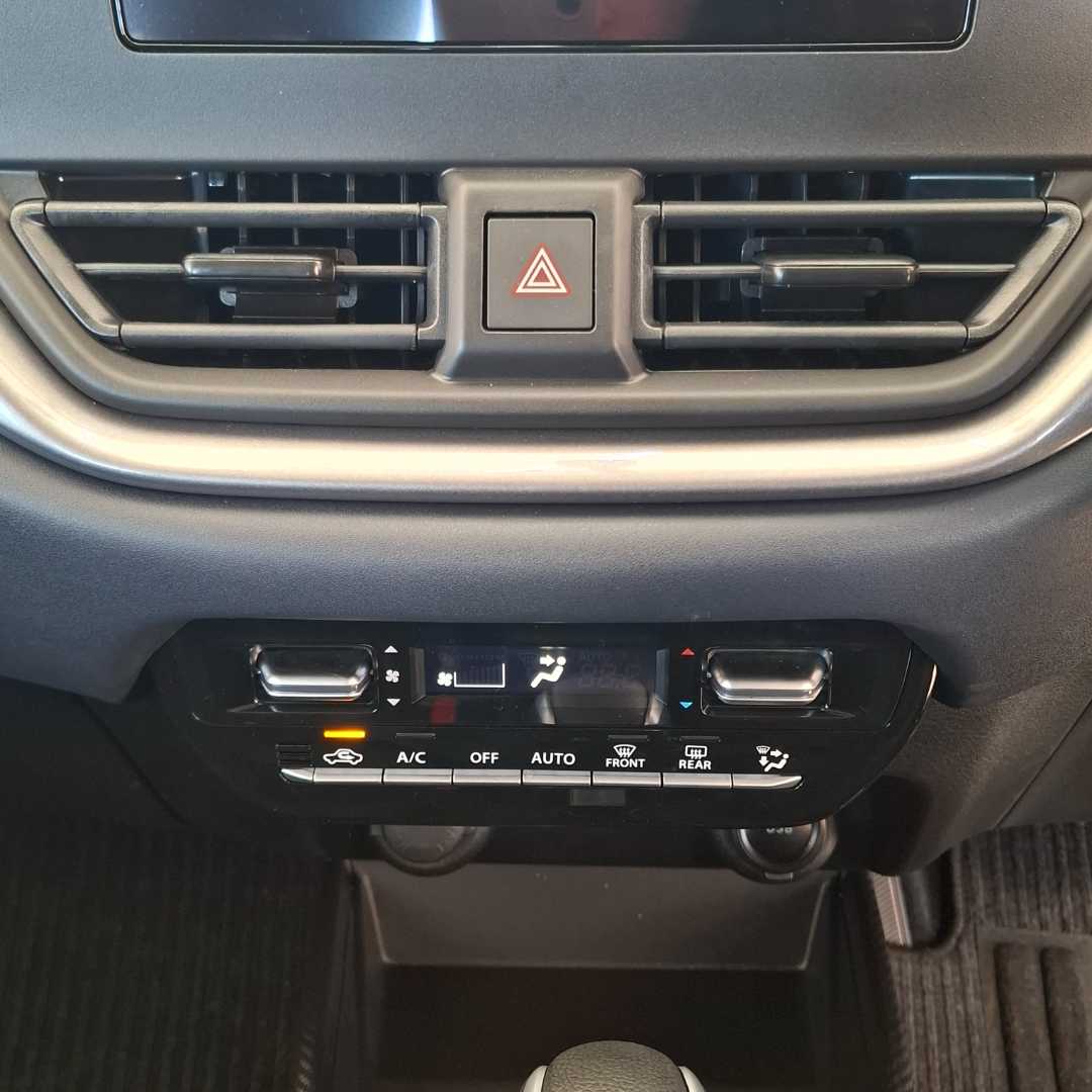 Photo 20 of 28