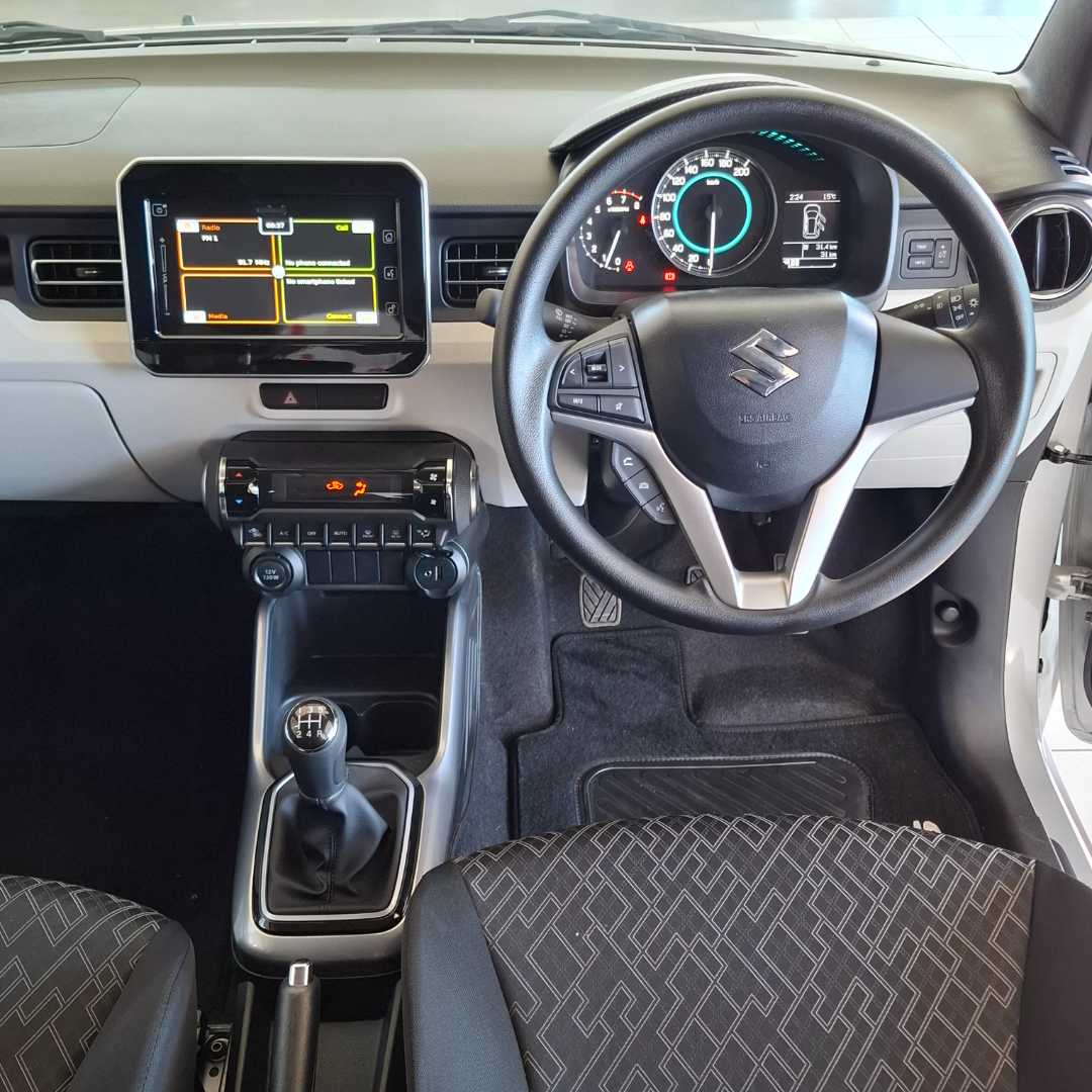 Photo 13 of 28