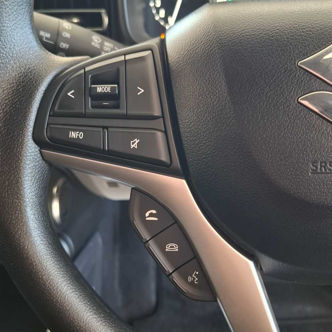 Photo 15 of 28