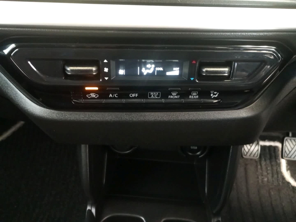 Photo 16 of 21