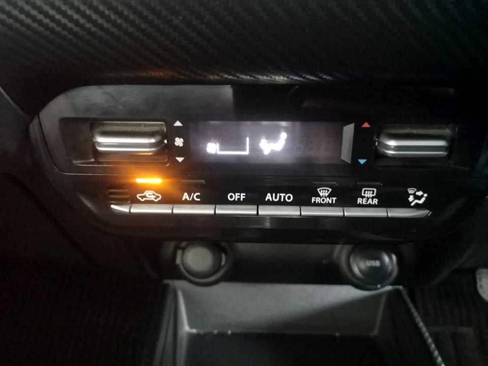 Photo 14 of 16