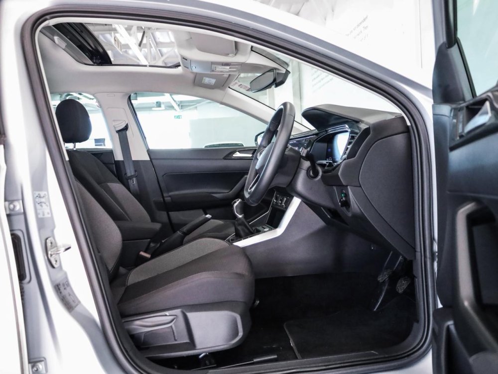 Photo 11 of 21