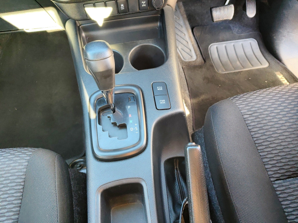 Photo 13 of 25