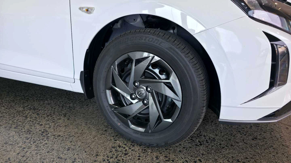 Photo 6 of 14