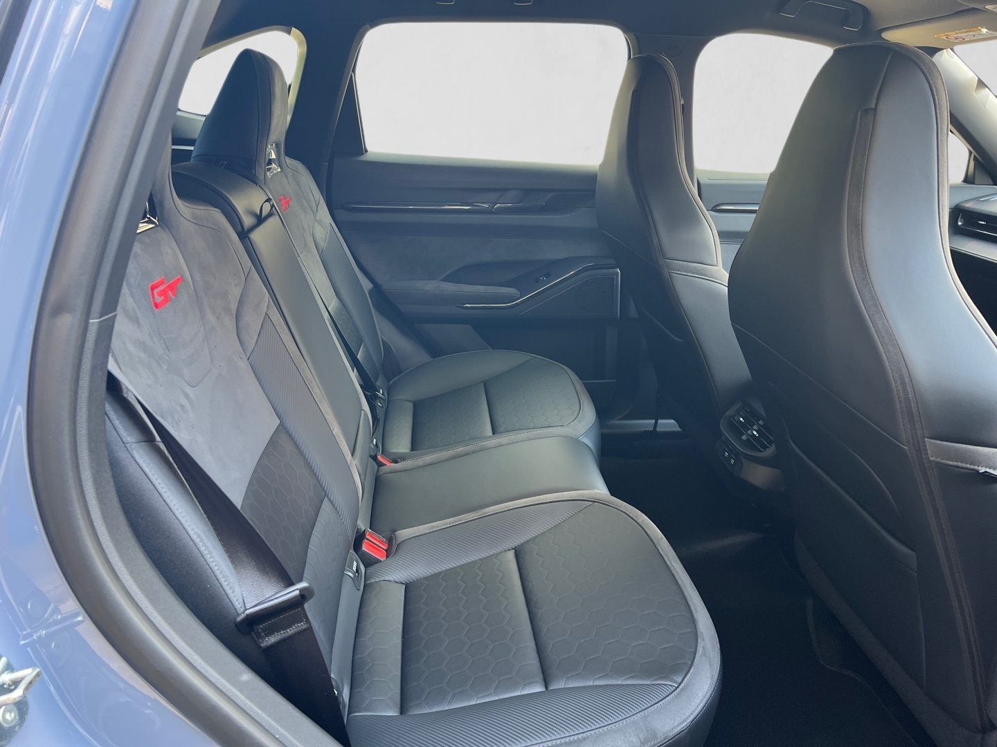 Photo 17 of 20