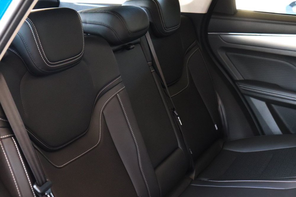 Photo 8 of 18