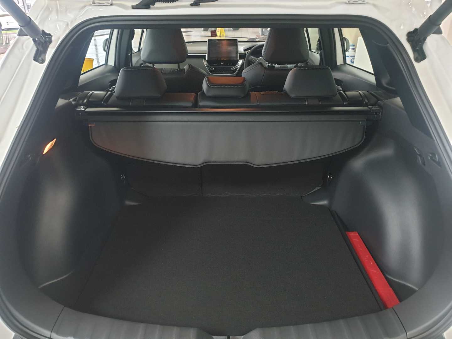 Photo 4 of 6