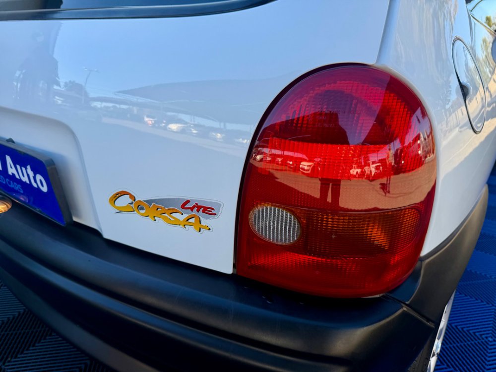 Photo 22 of 27