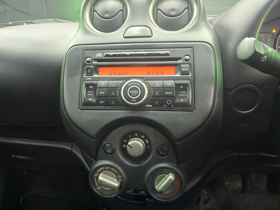 Photo 9 of 20