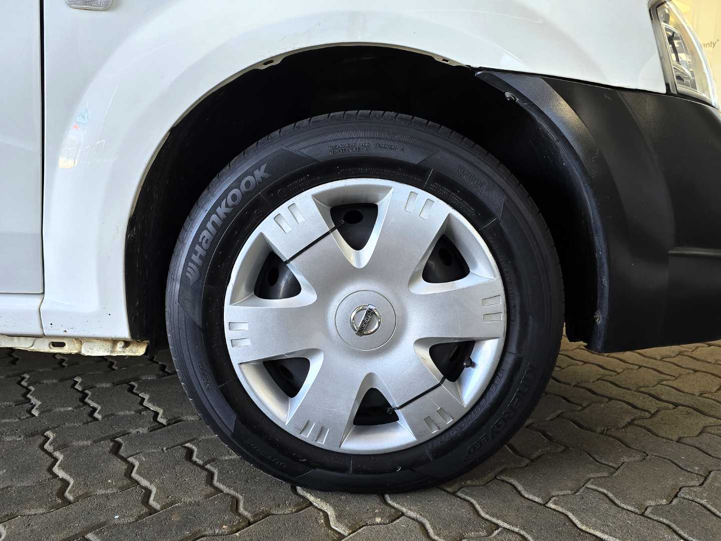 Photo 18 of 20