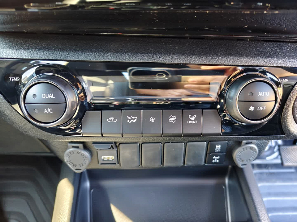 Photo 16 of 22